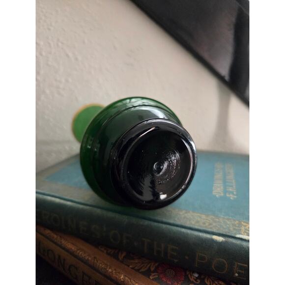 Bohemian Green Glass Vase 7" with Enamel Flowers & 22KT Gold Gilt Decoration - Picture 10 of 10